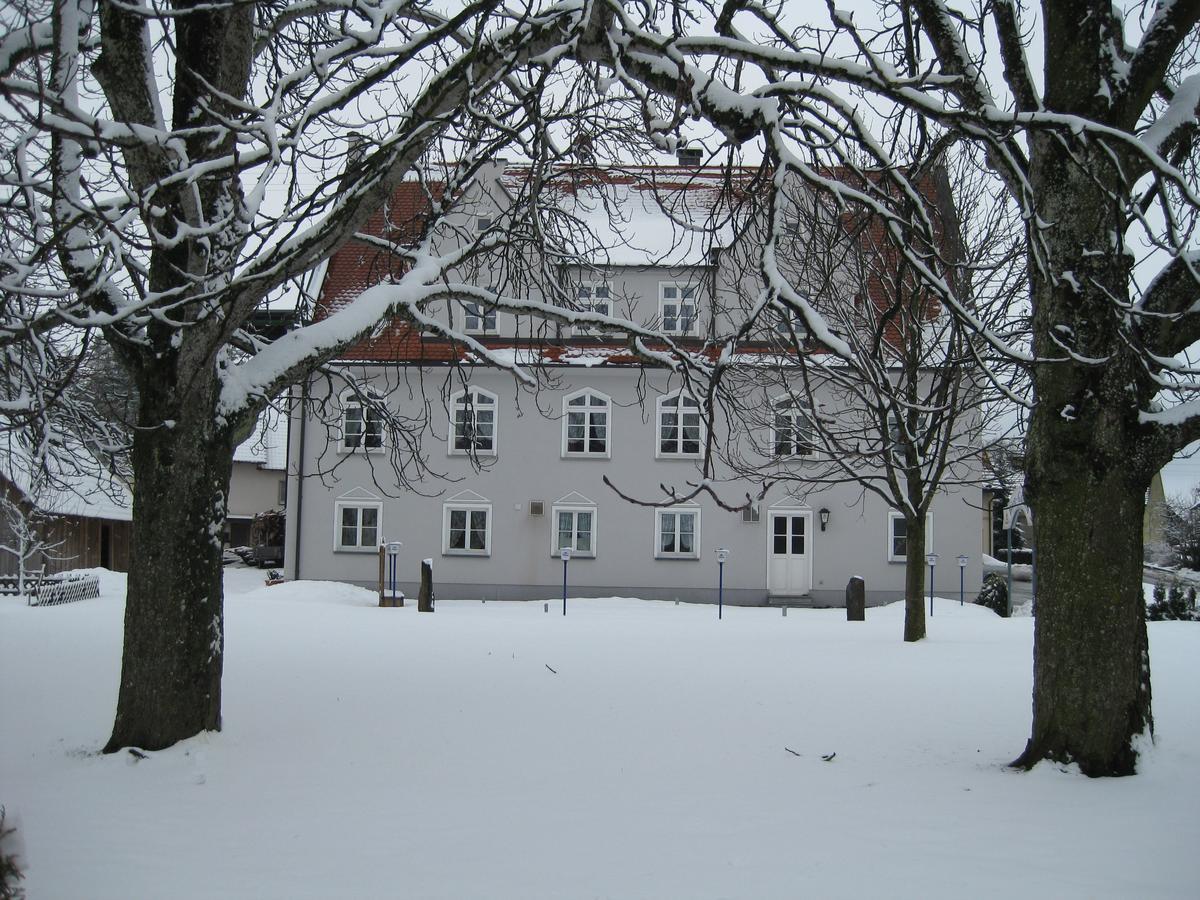 Gasthof Roessle Eberhardzell Furamoos ภายนอก รูปภาพ